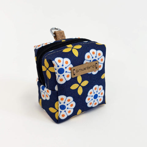 Mini-sac pour écouteurs & co. | fabriqué à partir de coton biologique | Design Bloom | Modèle PocketCube