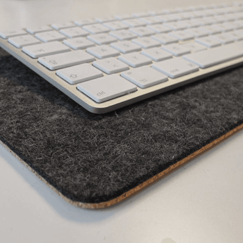 Tapis de bureau en feutre et liège | 20x50cm | anthracite