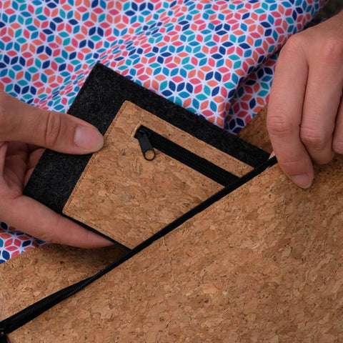 Handytasje met kaarthouder voor Fairphone 3 | antraciet - strepen | Model "ZIP"