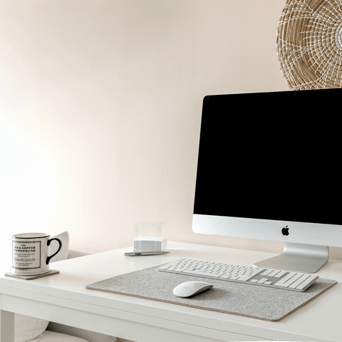 Bureauonderlegger van vilt en kurk | 38x50cm | lichtgrijs