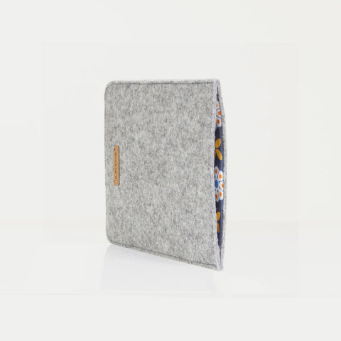 Housse pour Kindle Paperwhite 10 | en feutre et coton biologique | gris clair - floraison | Modèle "LAISSER"