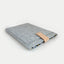 Coque pour MacBook Air M3 15.3 | avec fermeture magnétique et compartiment supplémentaire  | gris clair - Bloom | Modèle "HAKA"