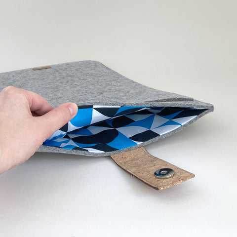 Behuizing voor Asus Alienware | met magnetische sluiting en extra vak  | lichtgrijs - vormen | Model "HAKA"