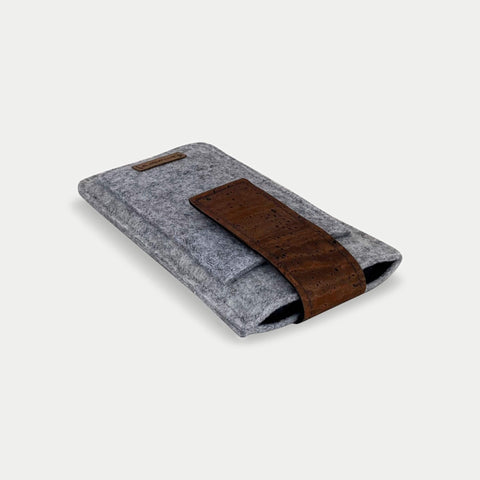 Handige heuptas voor iPhone 11 Pro | met magneetsluiting en vak voor kaarten | lichtgrijs | model CLIP