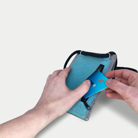 Sac bandoulière pour Samsung Galaxy Z Fold6 | en feutre et coton bio | gris clair - azur | modèle KEDJA deluxe