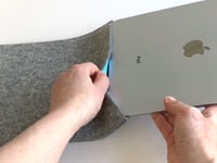 Étui pour Surface Go 3 | en feutre et coton biologique | gris clair - coloré | Modèle "LAISSER"
