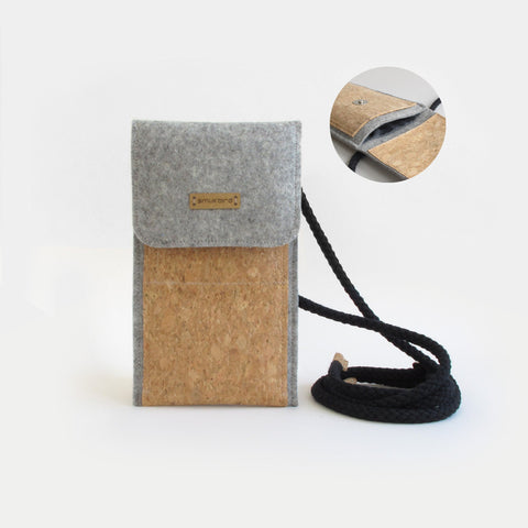 Sac bandoulière pour iPhone XS Max | en feutre et coton biologique | gris clair - pistes | Modèle KEDJA