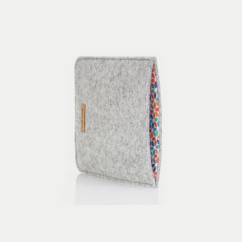 Hoes voor Kindle Paperwhite 10 | gemaakt van vilt en biologisch katoen | lichtgrijs - kleurrijk | Model "LET"